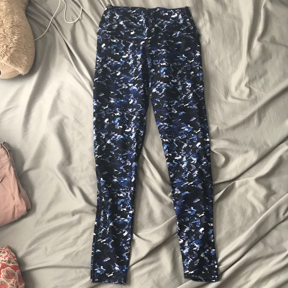 Fabletics leggings Demi lovato